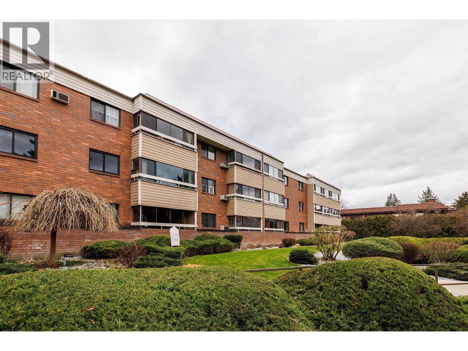 214 1035 Bernard Avenue, Kelowna