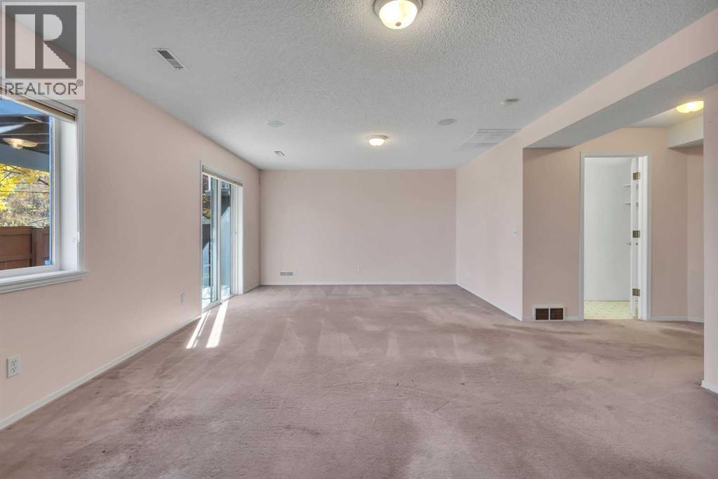 Single Family House for Sale in  Valley Ridge Heights NW Valley Ridge Calgary 