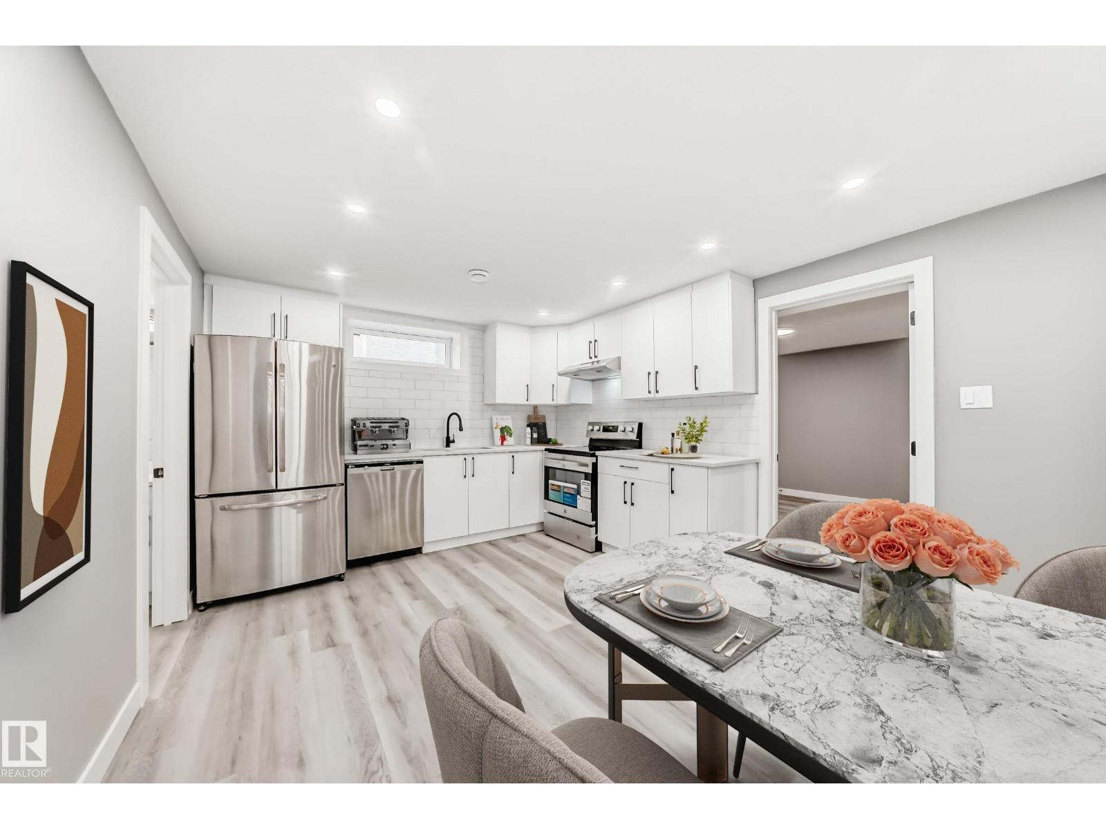 7011 135A AV NW, Edmonton