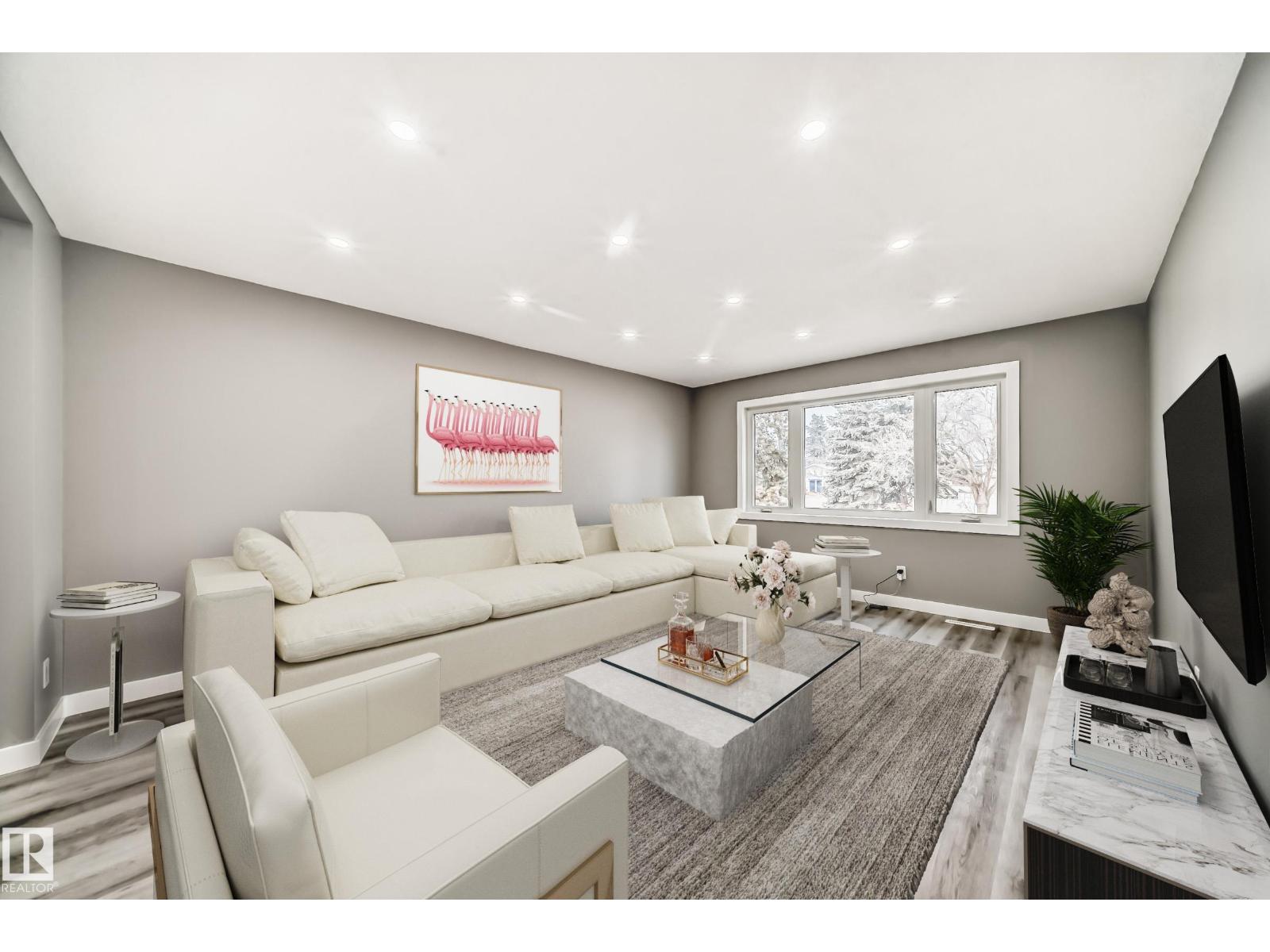 7011 135A AV NW, Edmonton