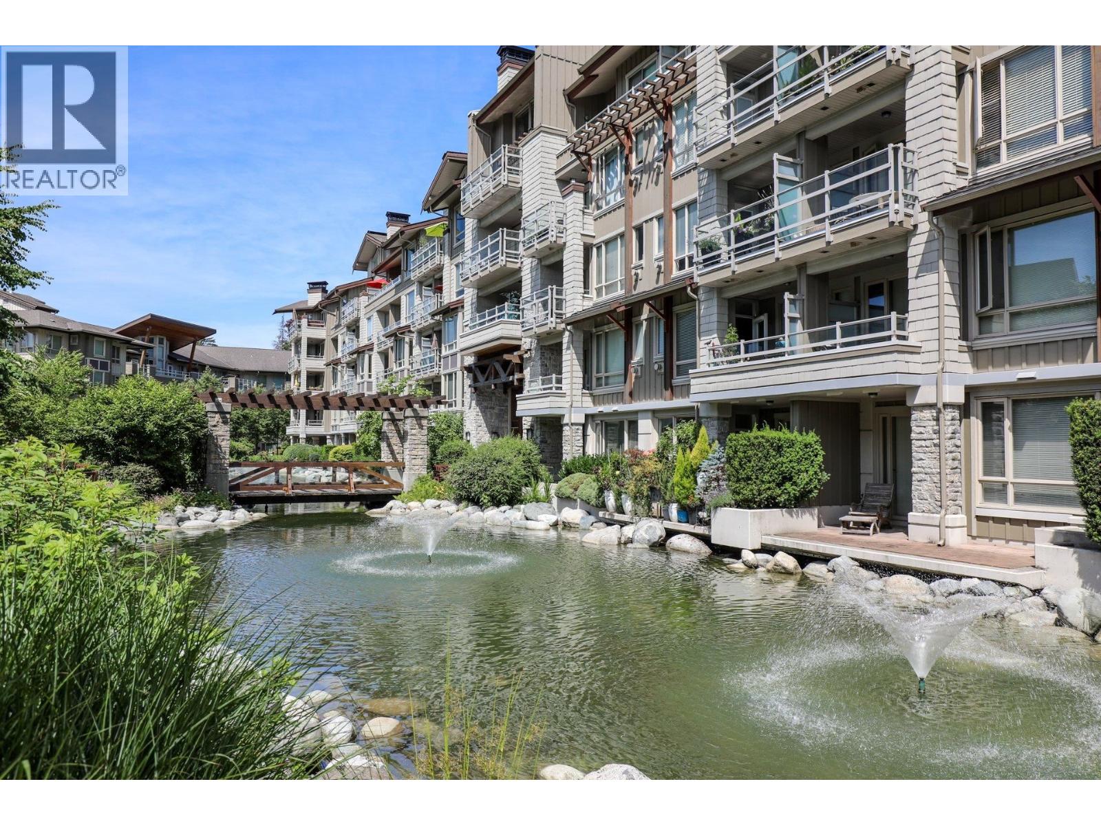 207 580 RAVEN WOODS DRIVE, North Vancouver