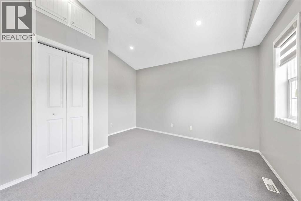 Single Family House for Sale in  Kincora Heights NW Kincora Calgary 