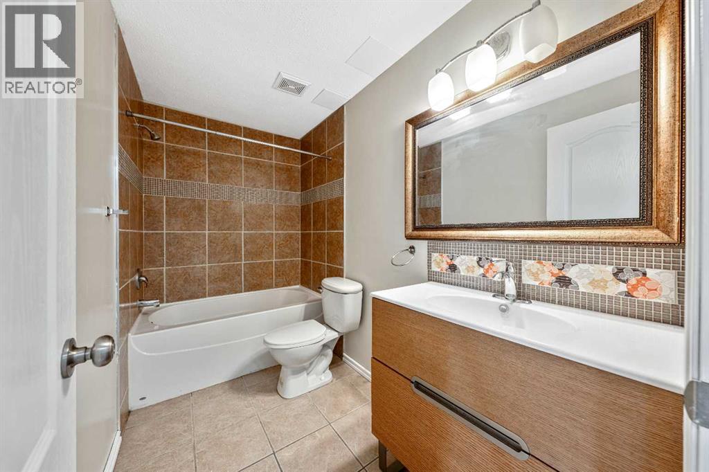 Single Family House for Sale in  Kincora Heights NW Kincora Calgary 