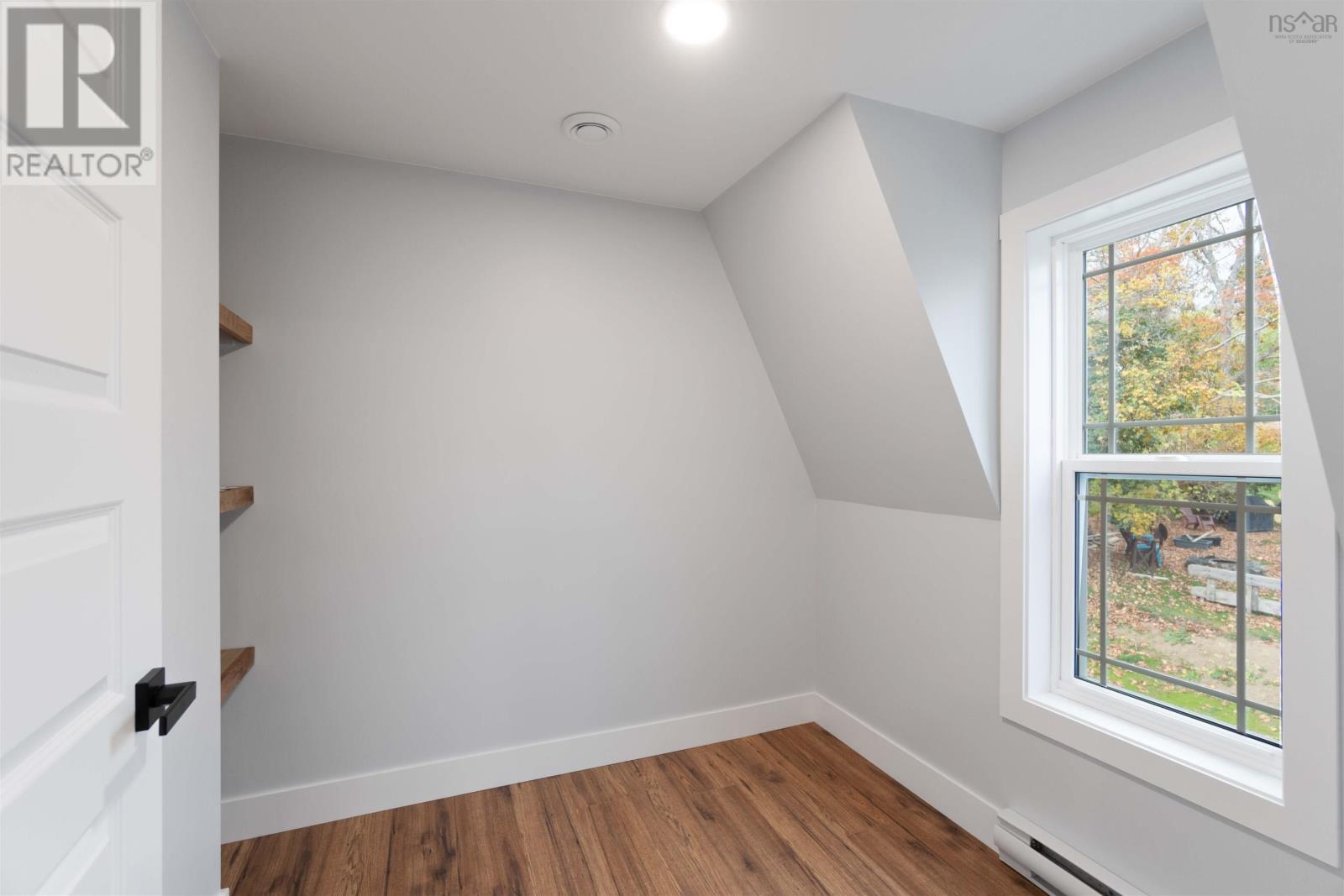 Property 28 of 49 of 139 First Avenue