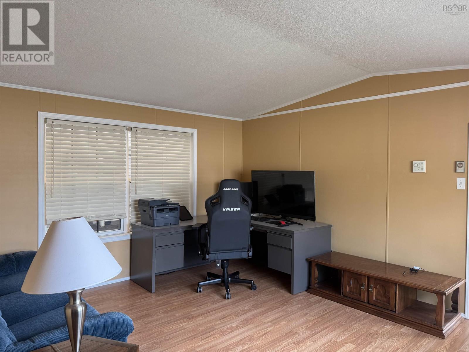 Property 19 of 19 of 47 Park Boulevard