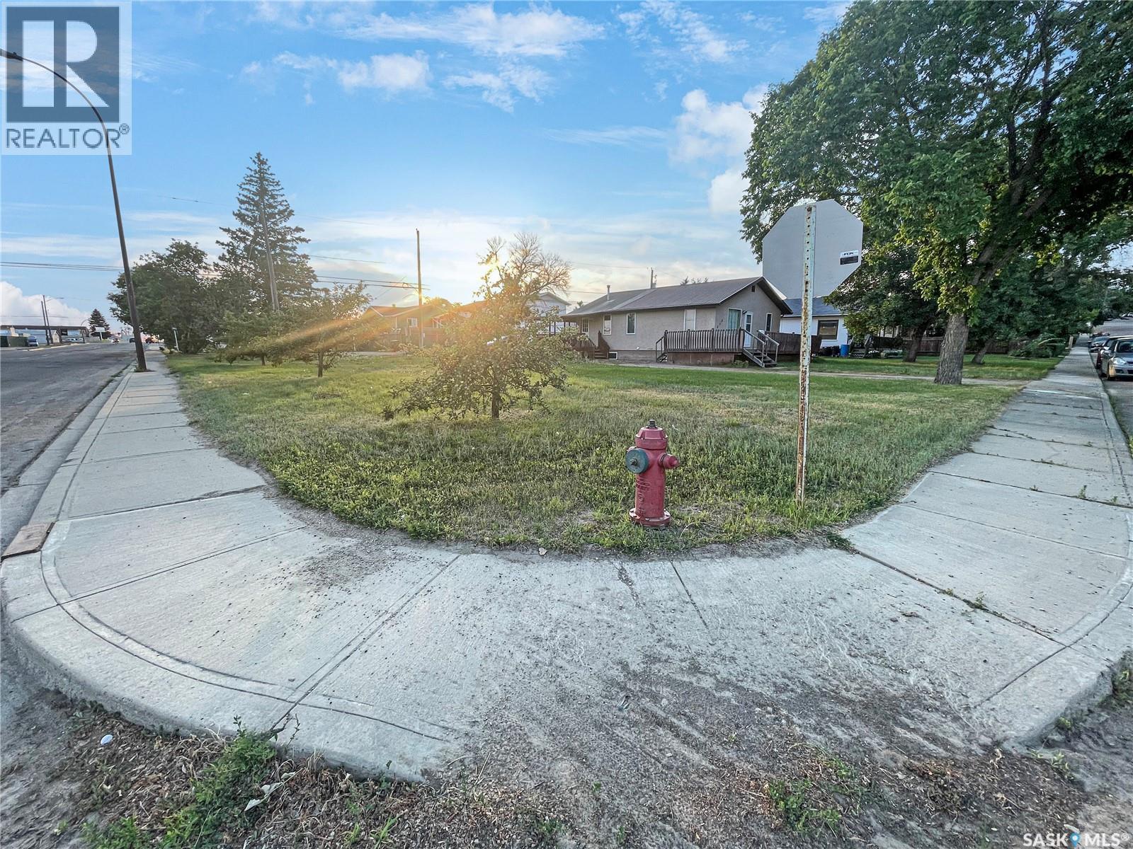 Vacant Land for Sale in  th AVENUE NW Swift Current 