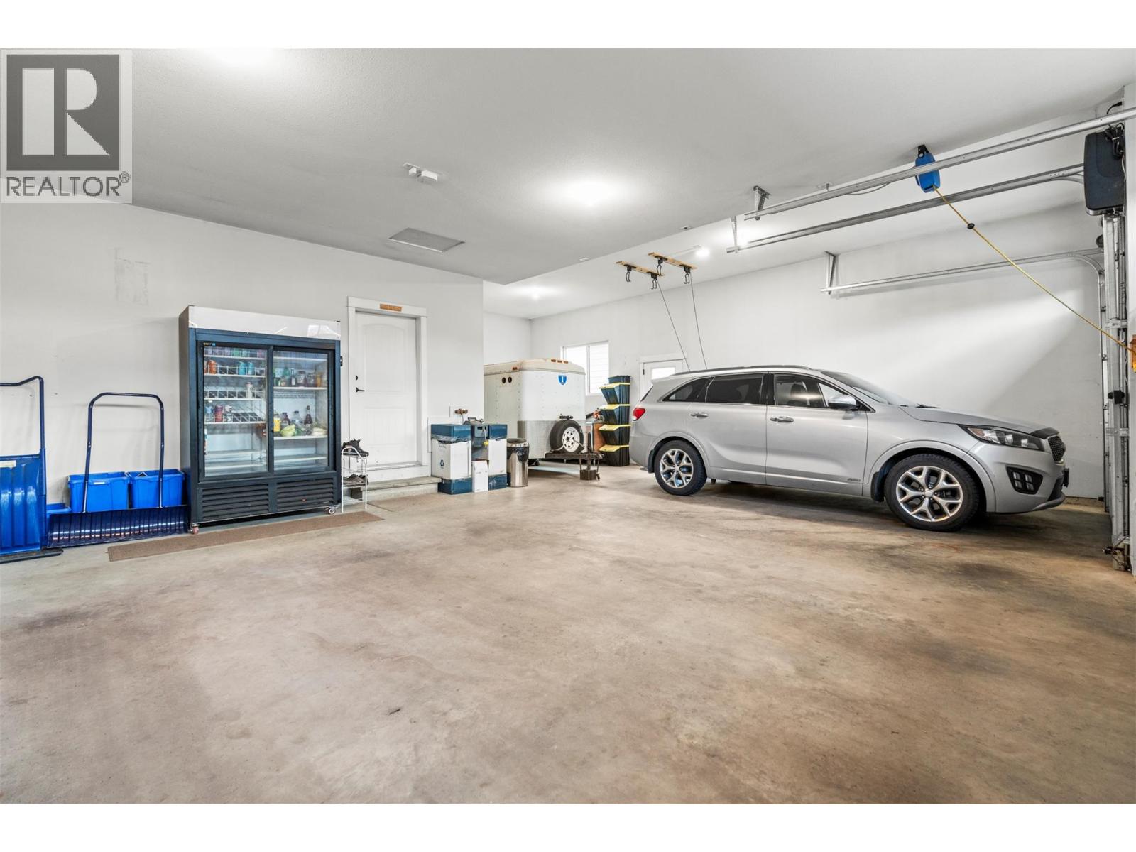 2444 York Avenue Unit# 8, Armstrong