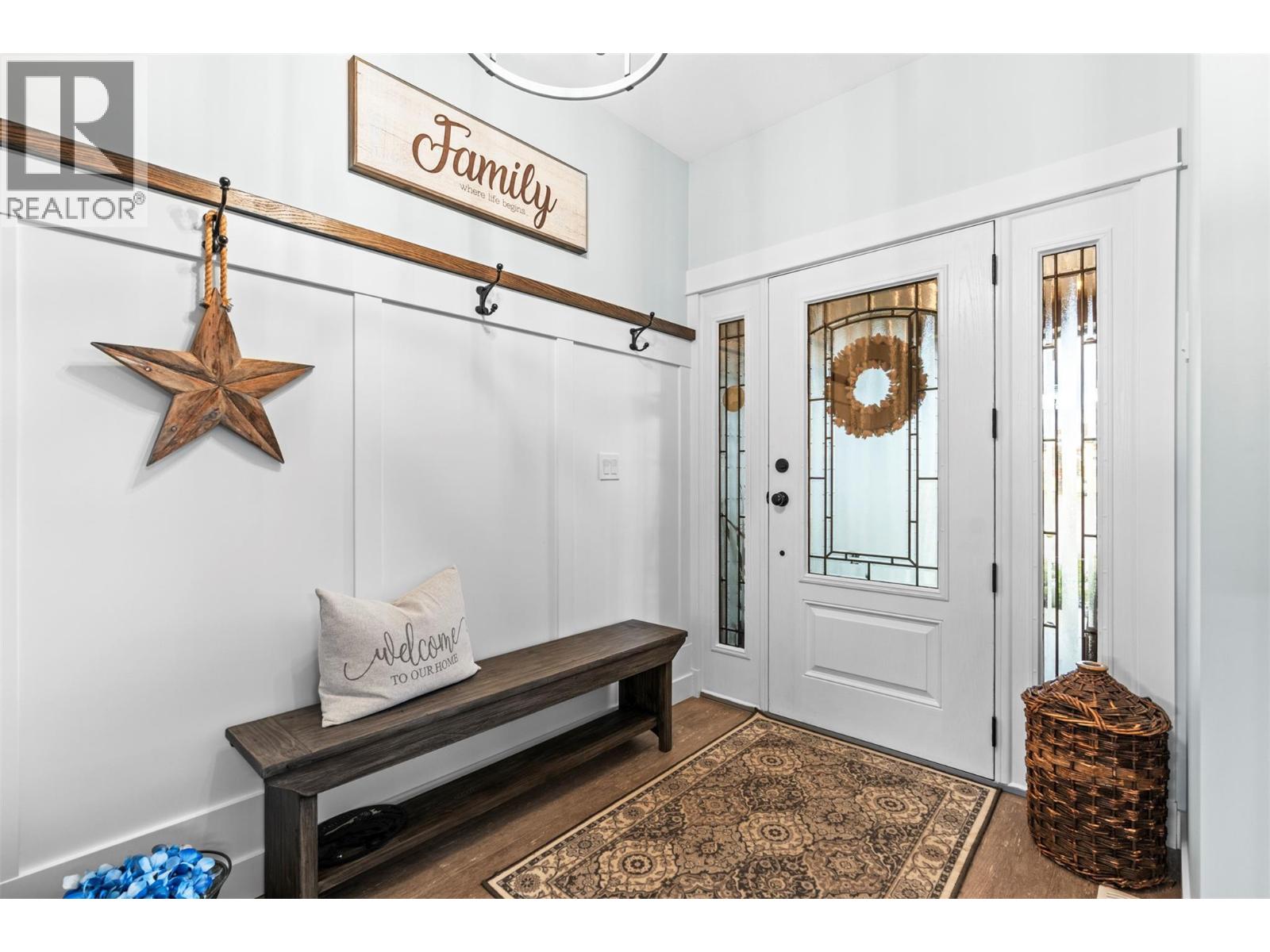 2444 York Avenue Unit# 8, Armstrong