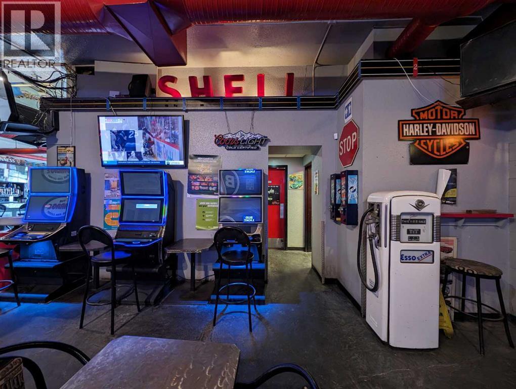 
          710 Gershaw Drive Southwest
            <br/>
            <span>Medicine Hat</span>
            , 
            <span>AB</span>
             <span>T1A5C8</span>
         - Photo 26