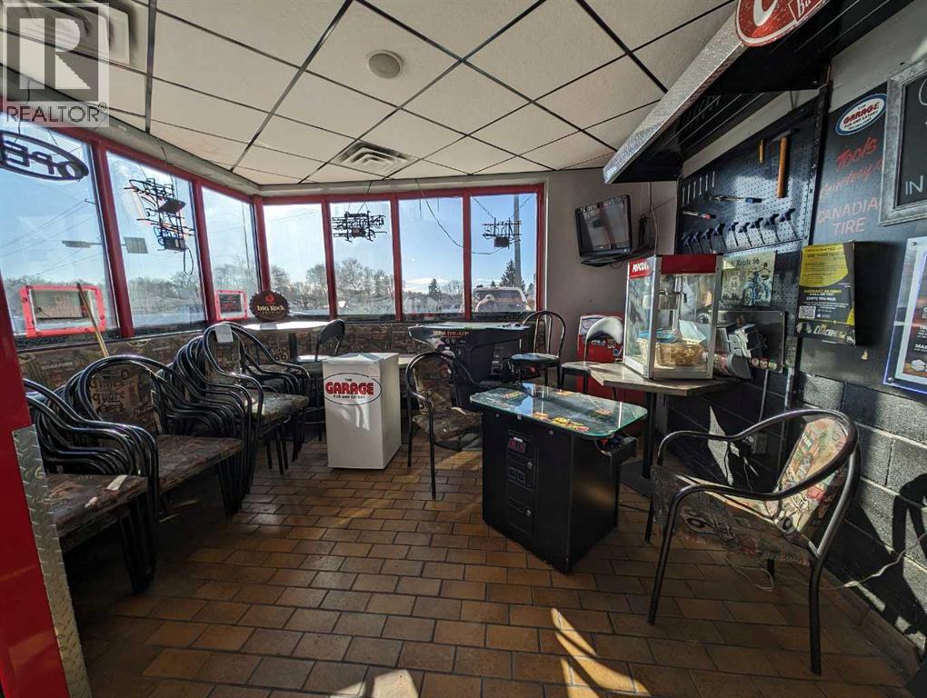 
          710 Gershaw Drive Southwest
            <br/>
            <span>Medicine Hat</span>
            , 
            <span>AB</span>
             <span>T1A5C8</span>
         - Photo 41