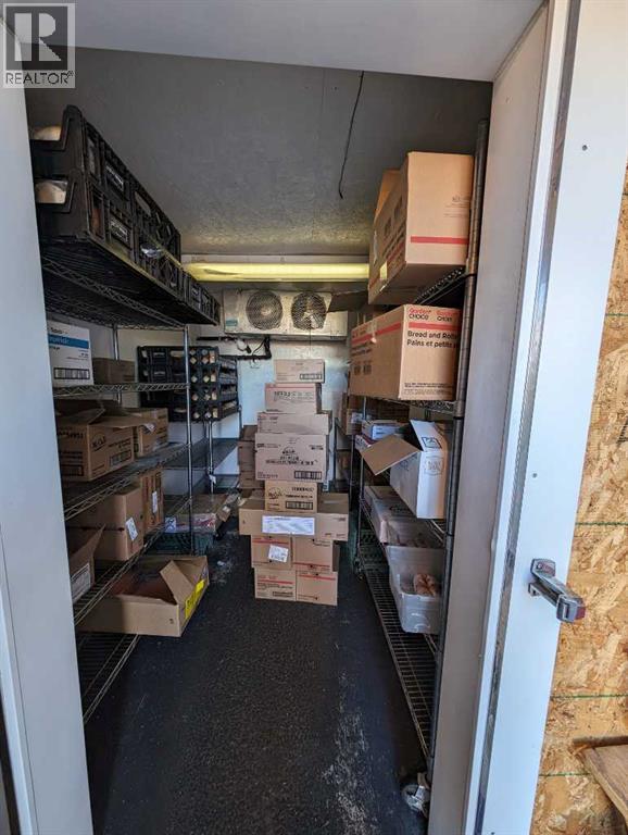 
          710 Gershaw Drive Southwest
            <br/>
            <span>Medicine Hat</span>
            , 
            <span>AB</span>
             <span>T1A5C8</span>
         - Photo 34