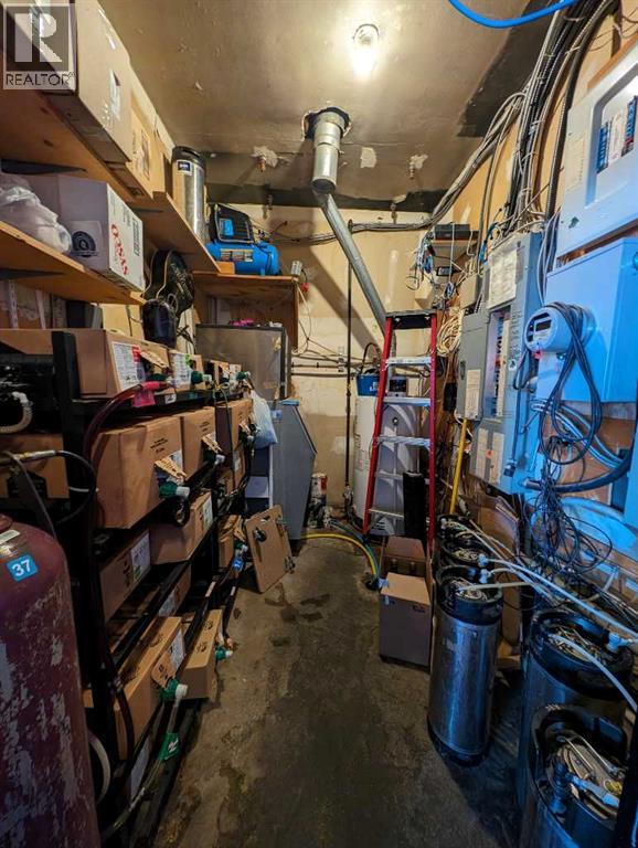 
          710 Gershaw Drive Southwest
            <br/>
            <span>Medicine Hat</span>
            , 
            <span>AB</span>
             <span>T1A5C8</span>
         - Photo 39