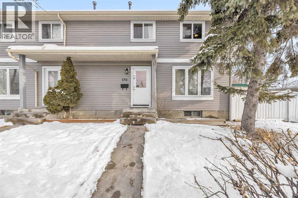 Single Family House for Sale in  Falton Drive NE Falconridge Calgary 