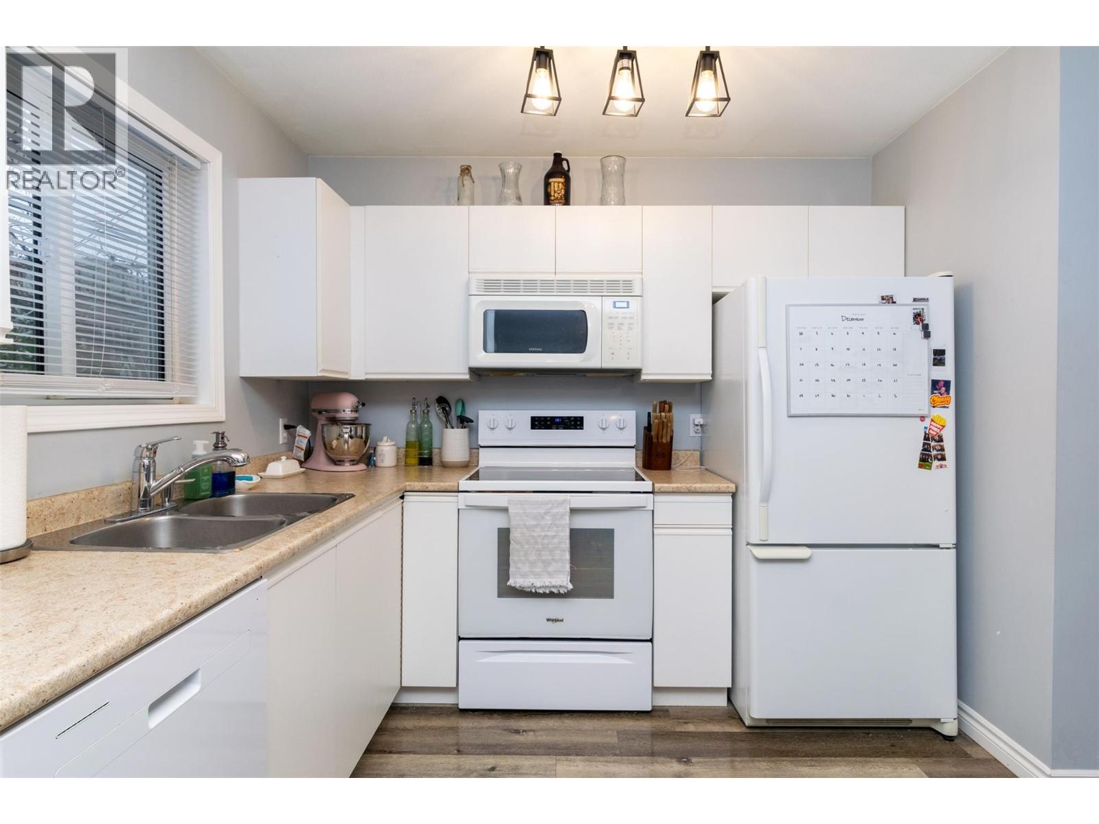 101 160 5 Avenue Southwest, Salmon Arm