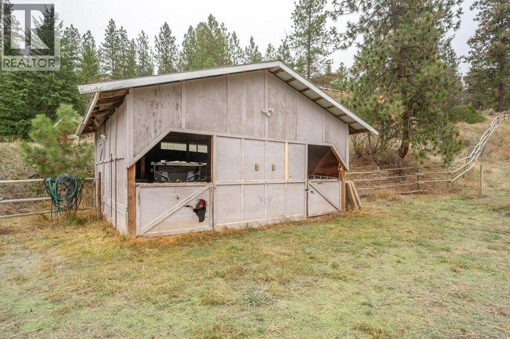 459 Johnson Crescent, Oliver