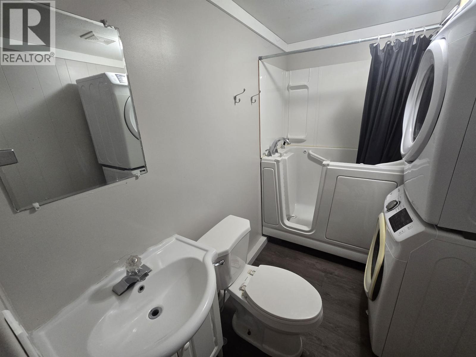 #4-4620 LOWRIE Avenue, Terrace