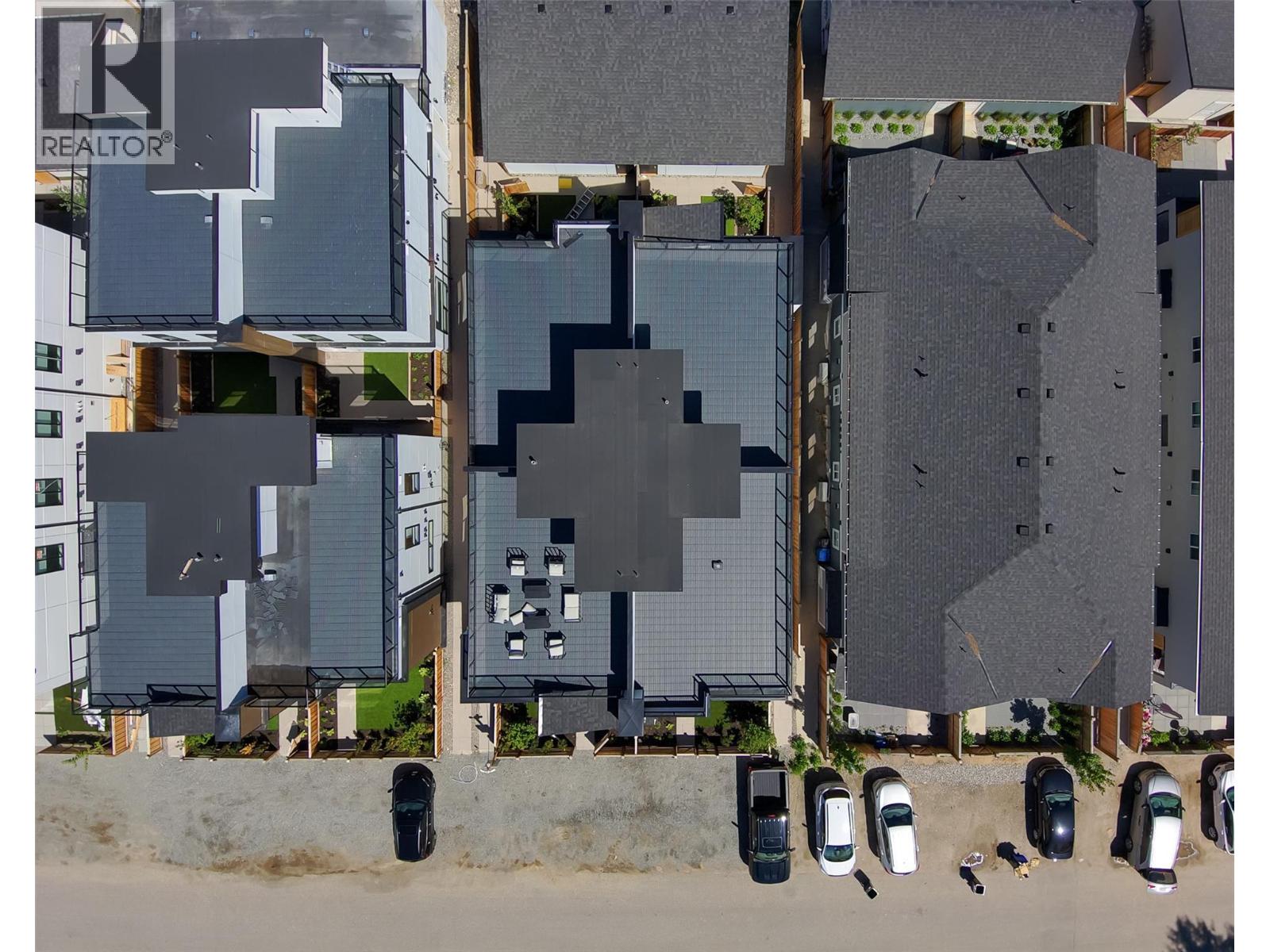 4 1034 Martin Avenue, Kelowna