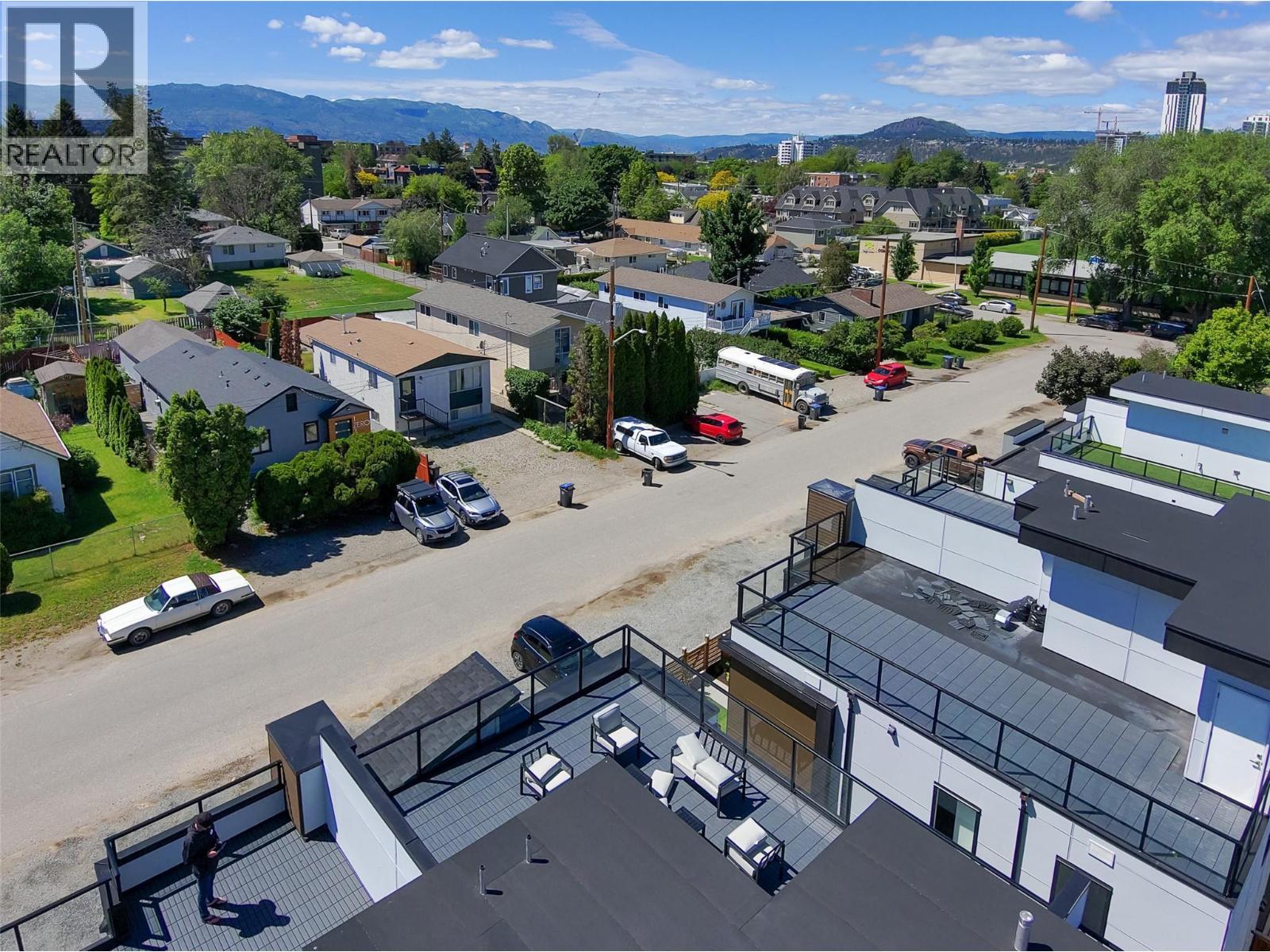 4 1034 Martin Avenue, Kelowna