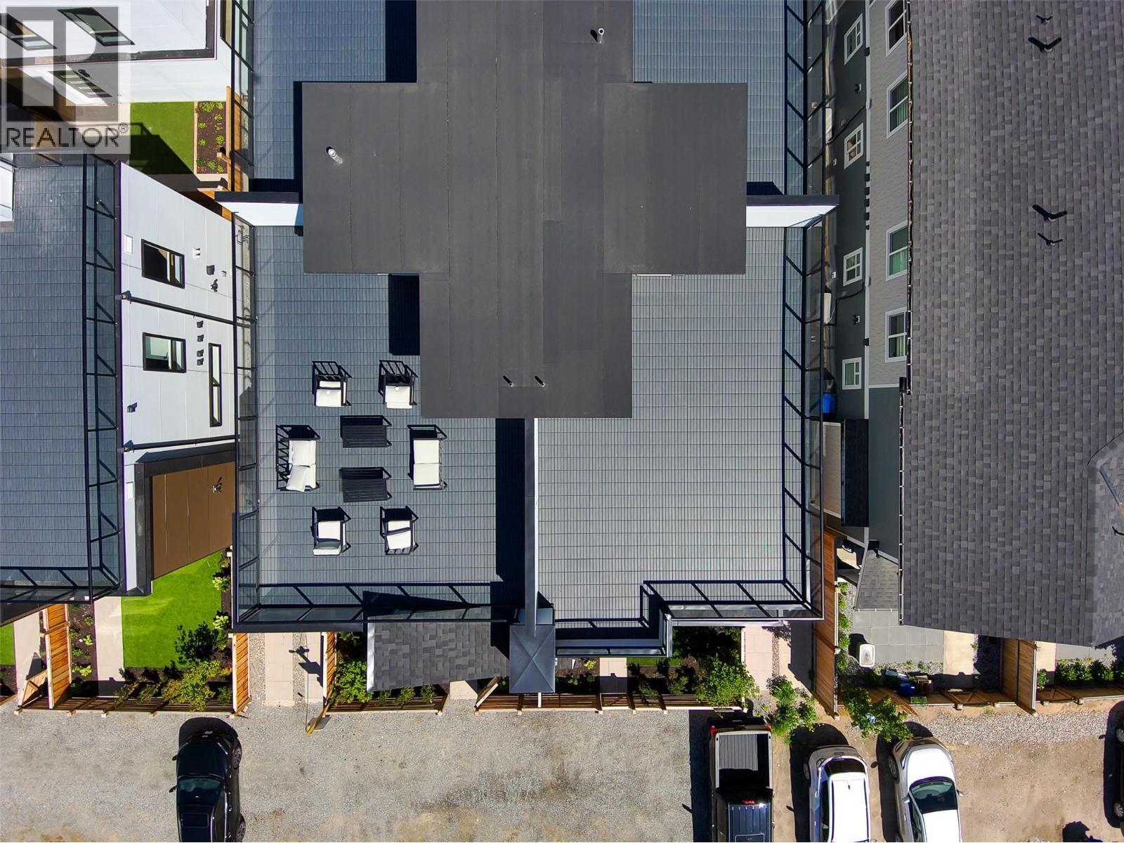 4 1034 Martin Avenue, Kelowna