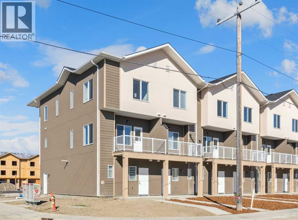 Single Family House for Sale in   Saddlecrest Circle NE Saddle Ridge Calgary 