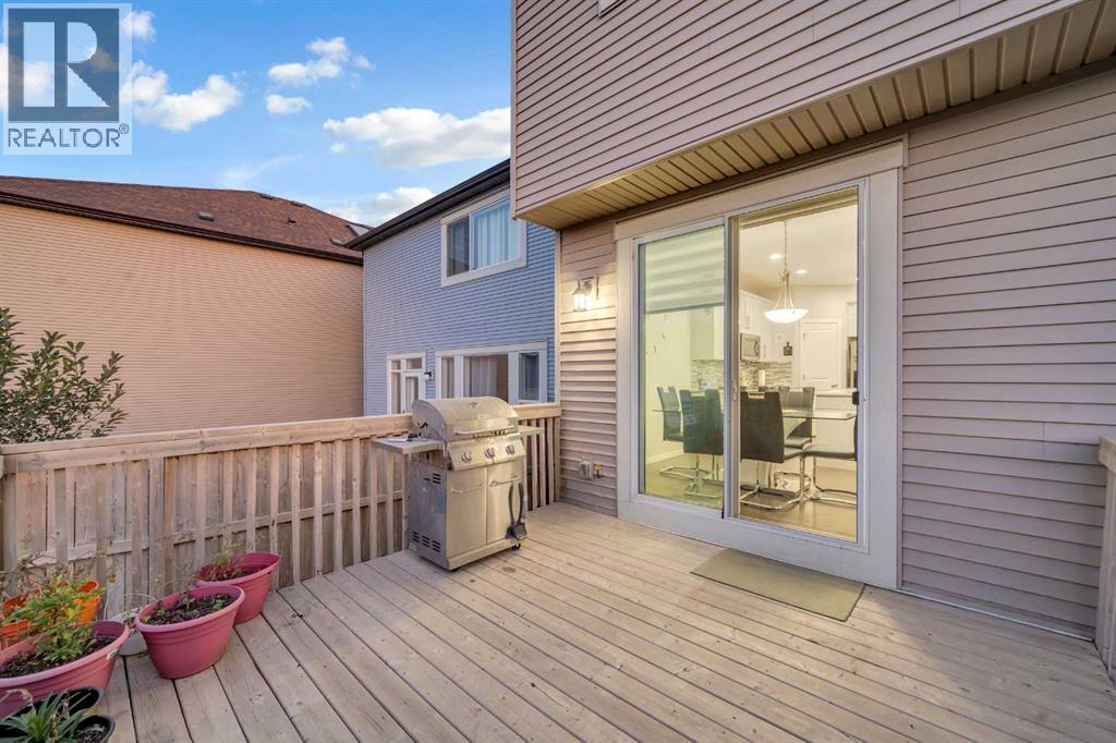 Single Family House for Sale in  Nolanhurst Heights NW Nolan Hill Calgary 