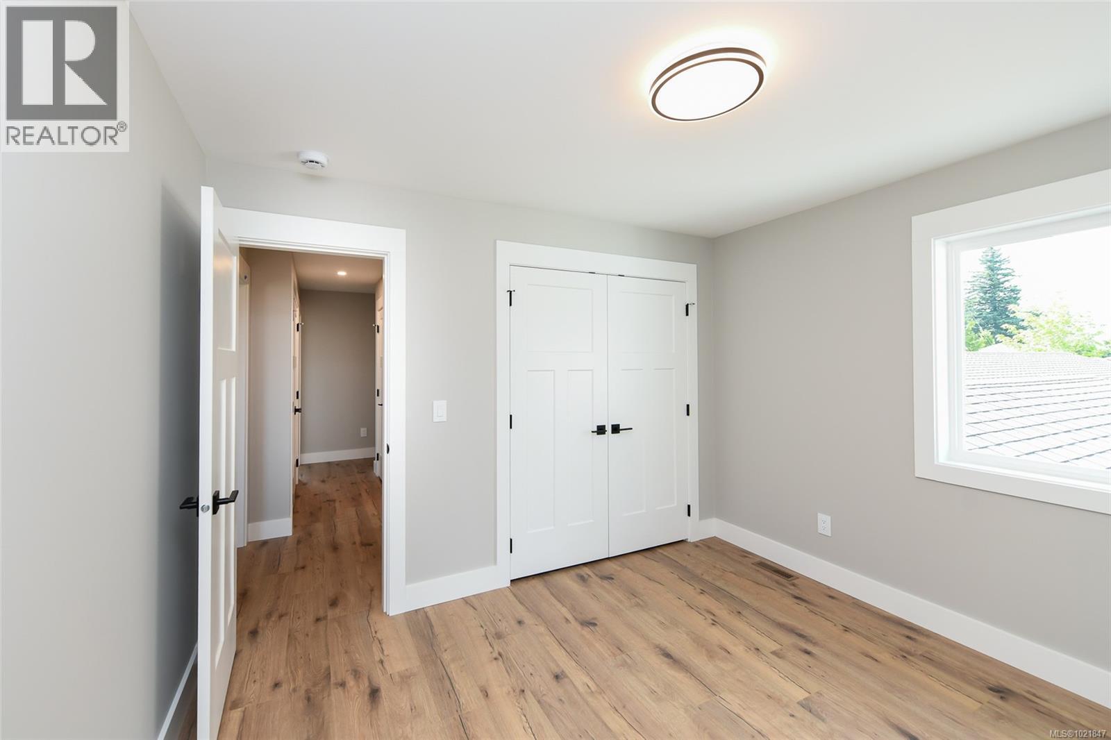 B 2315 McDonald Rd, Comox