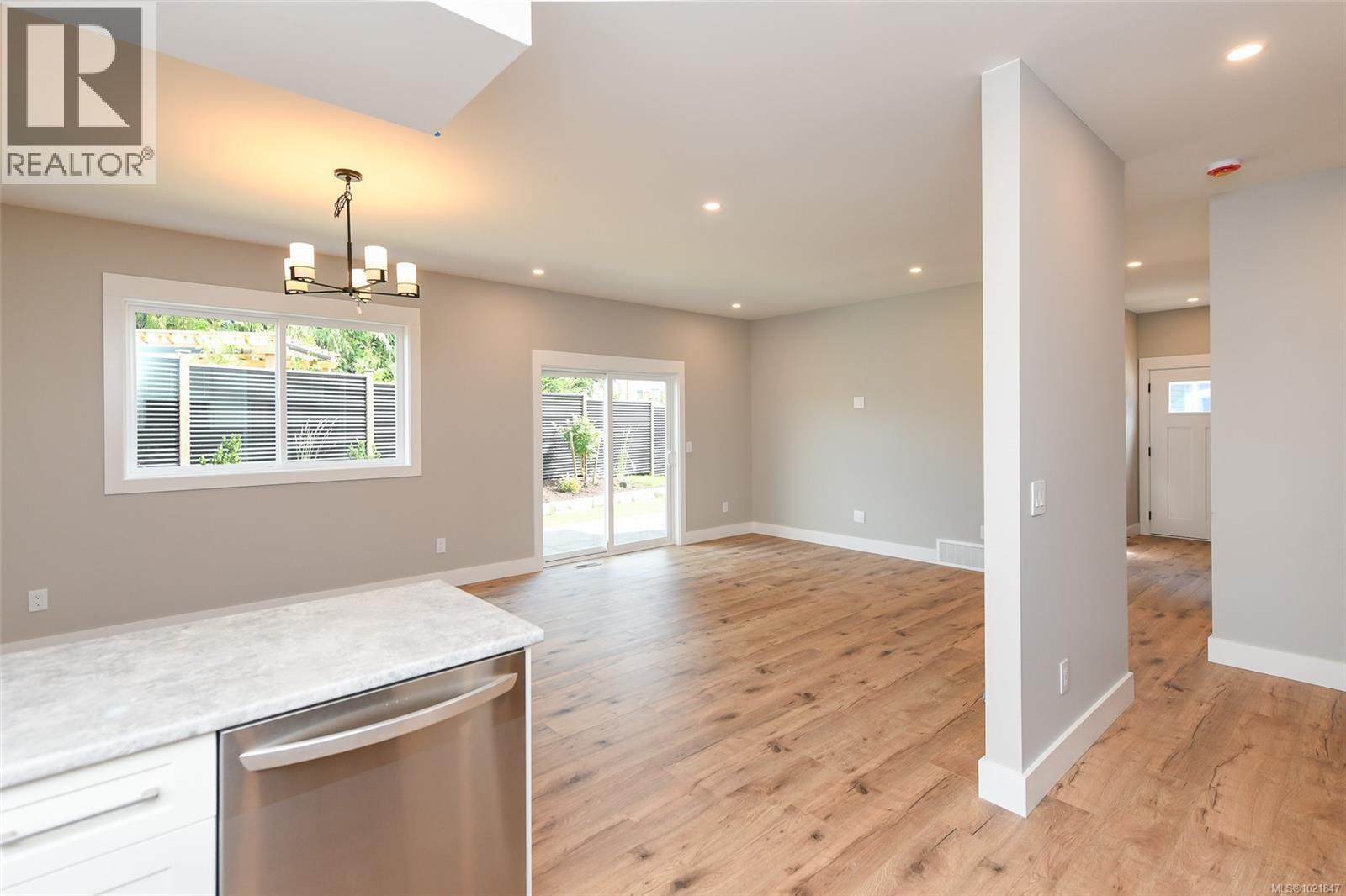 B 2315 McDonald Rd, Comox