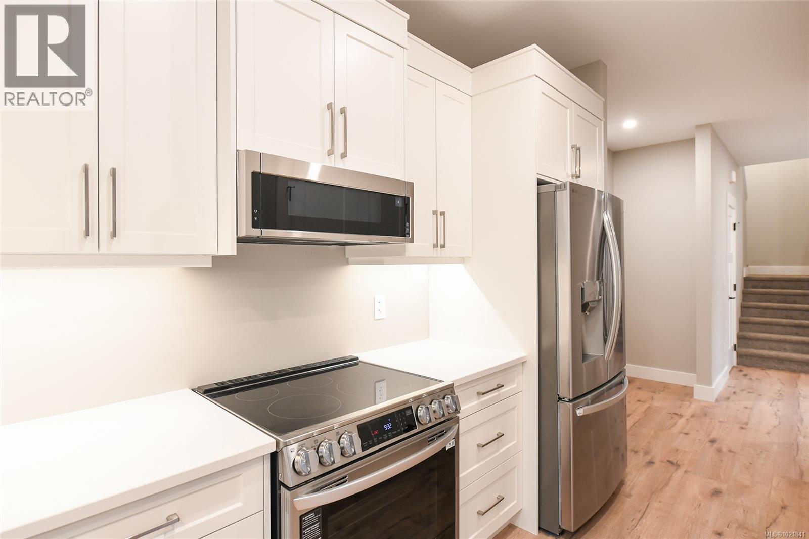 B 2317 McDonald Rd, Comox