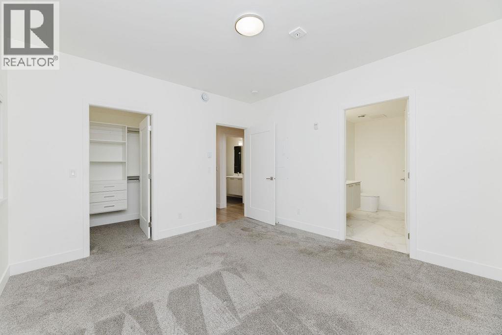 102 710 SCHOOL ROAD, Gibsons