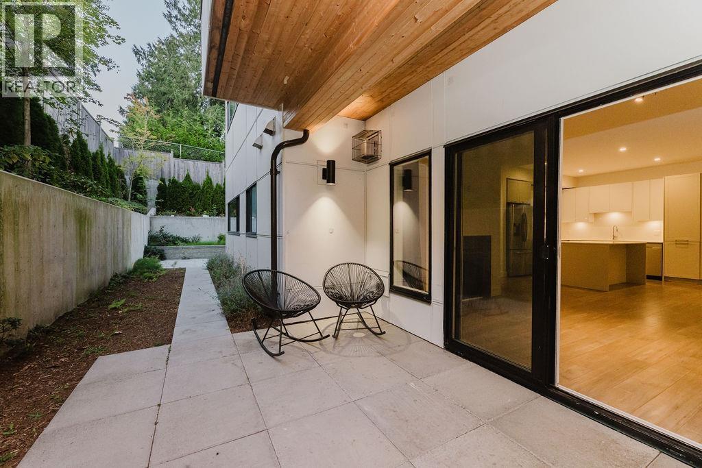 102 710 SCHOOL ROAD, Gibsons