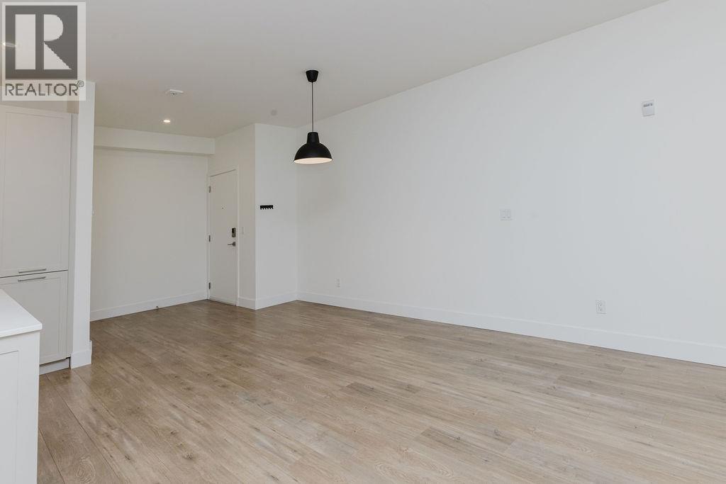 102 710 SCHOOL ROAD, Gibsons