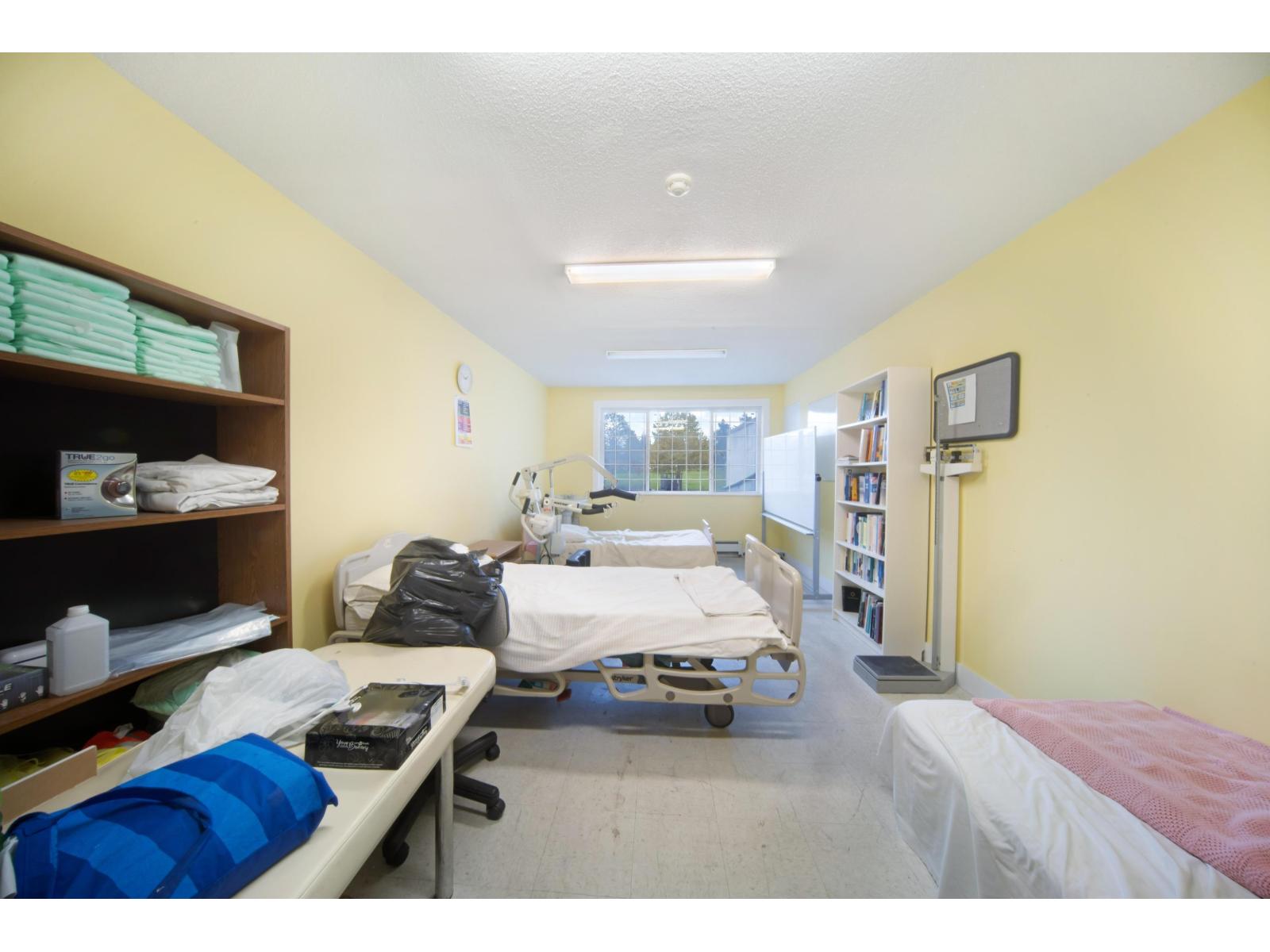 13585 KING GEORGE BOULEVARD, Surrey