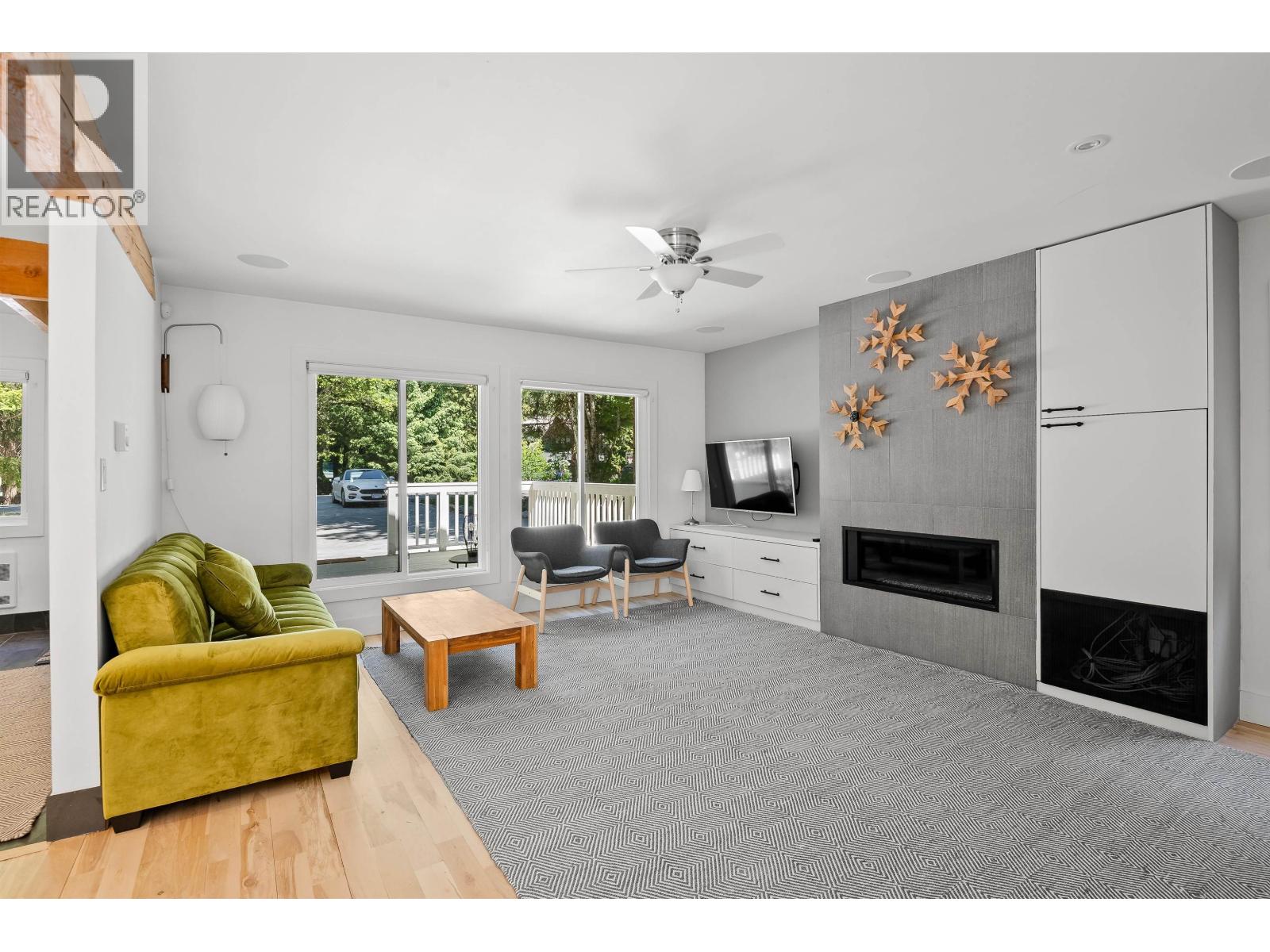 6716 CRABAPPLE DRIVE, Whistler