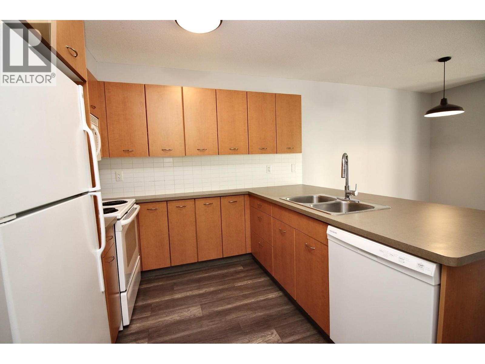 411 539 Yates Road, Kelowna