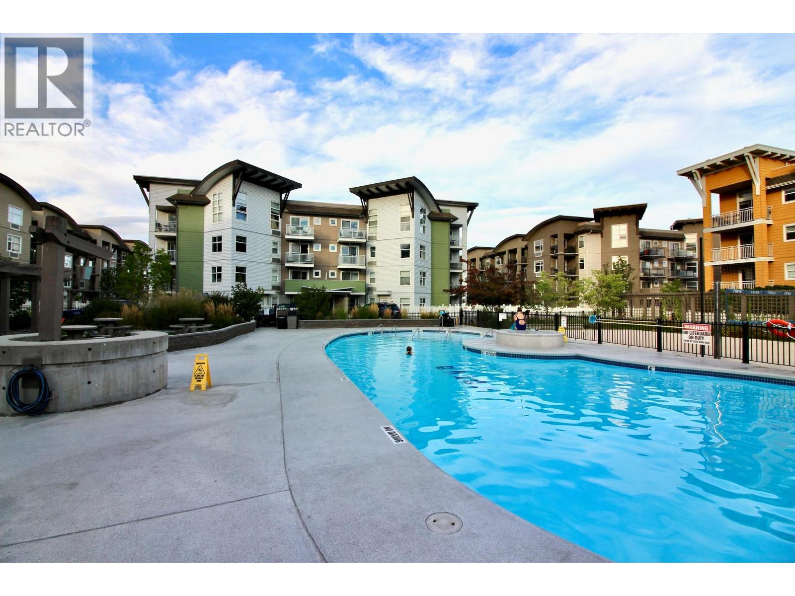 411 539 Yates Road, Kelowna