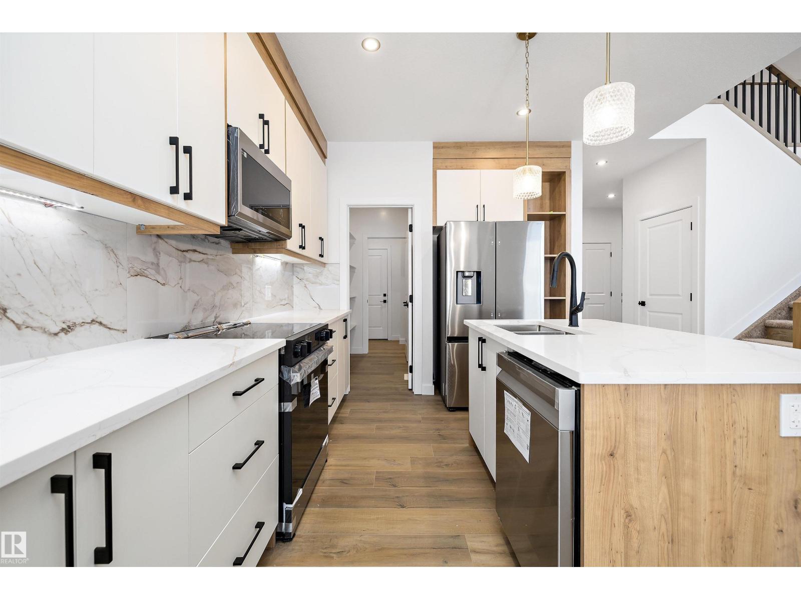 4 AXELWOOD CR, Spruce Grove