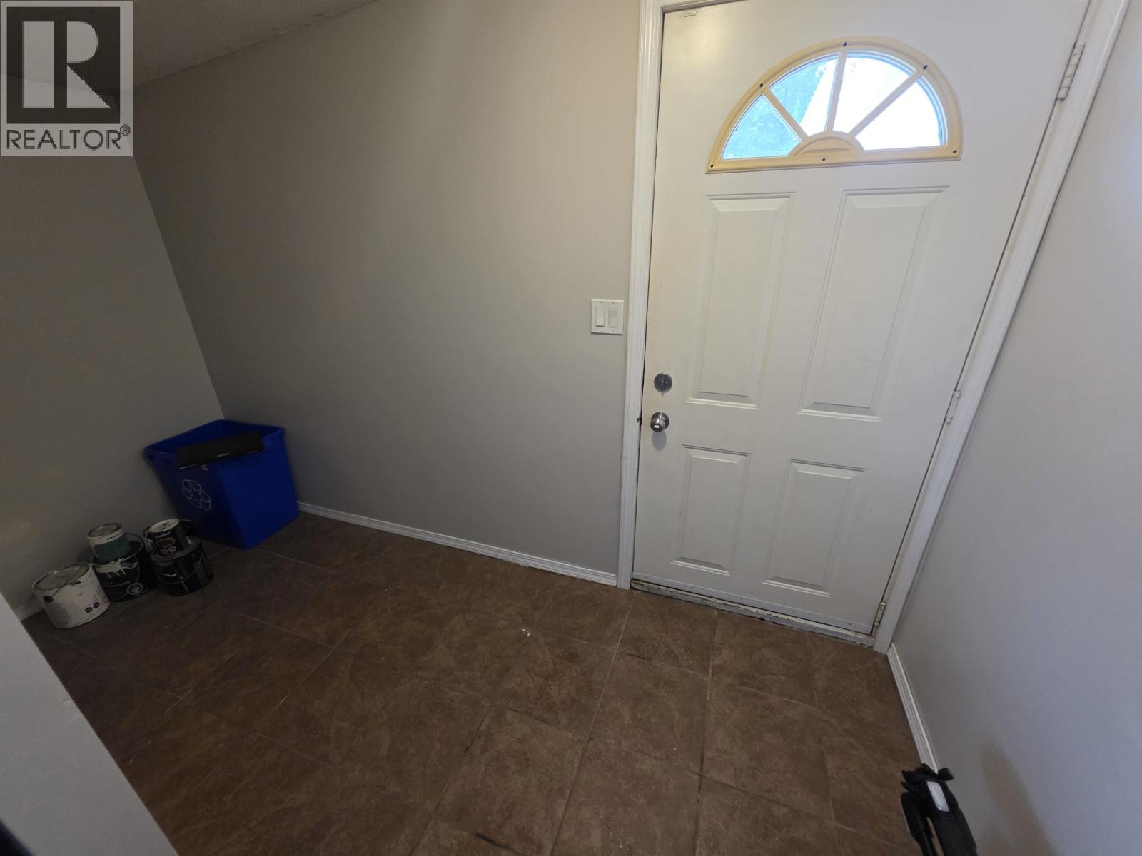 3988 WALKER Street, Terrace