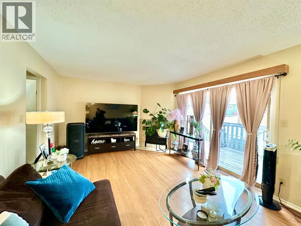 9112 94 Avenue, Lac La Biche