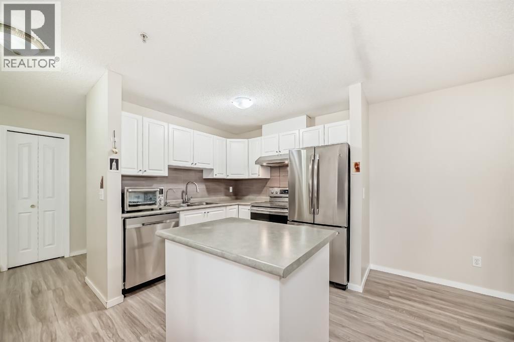 Single Family House for Sale in   Somervale Court SW Somerset Calgary 