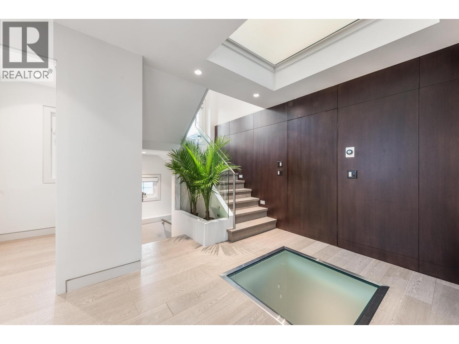 1407 W 33RD AVENUE, Vancouver