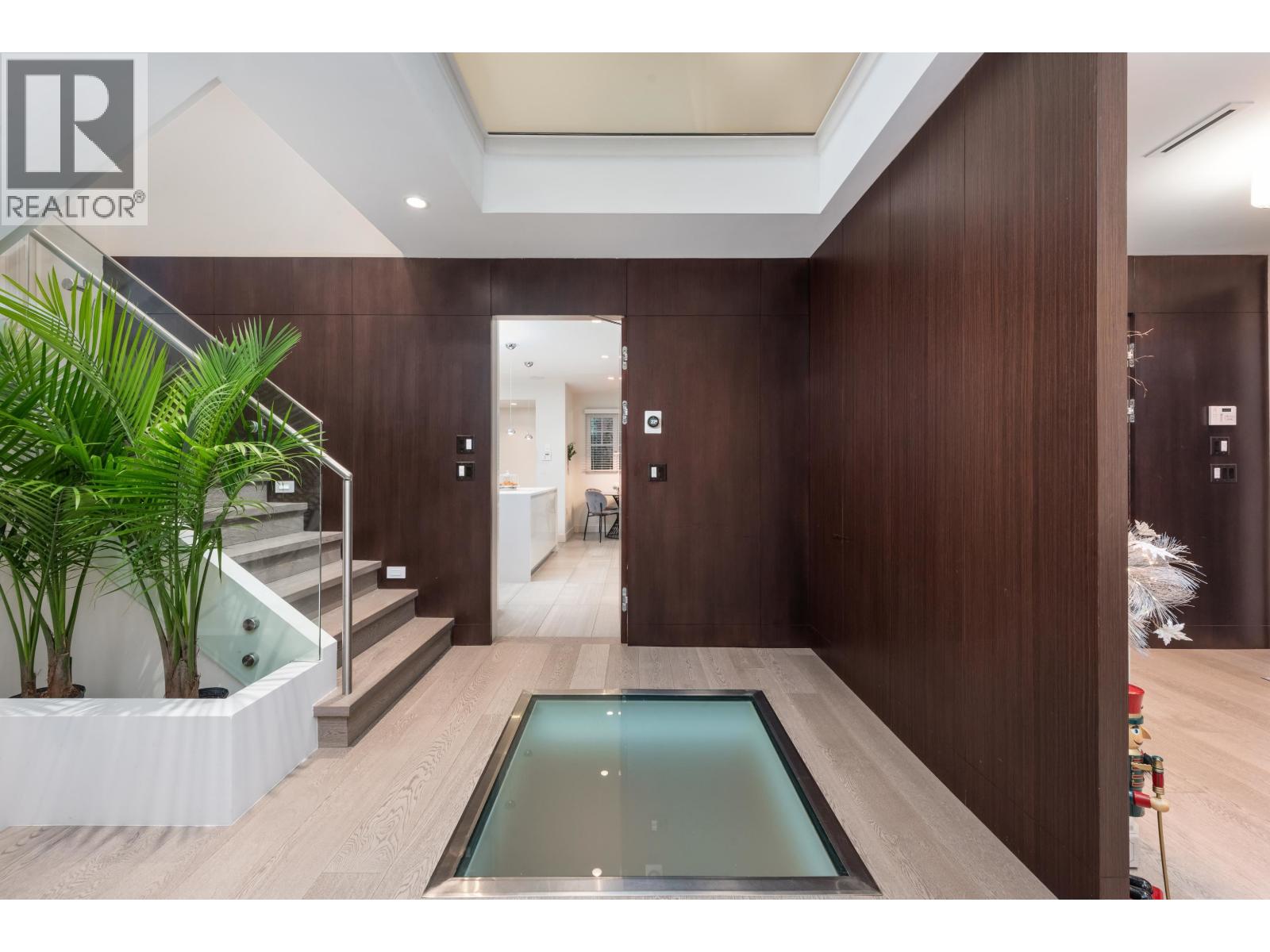 1407 W 33RD AVENUE, Vancouver