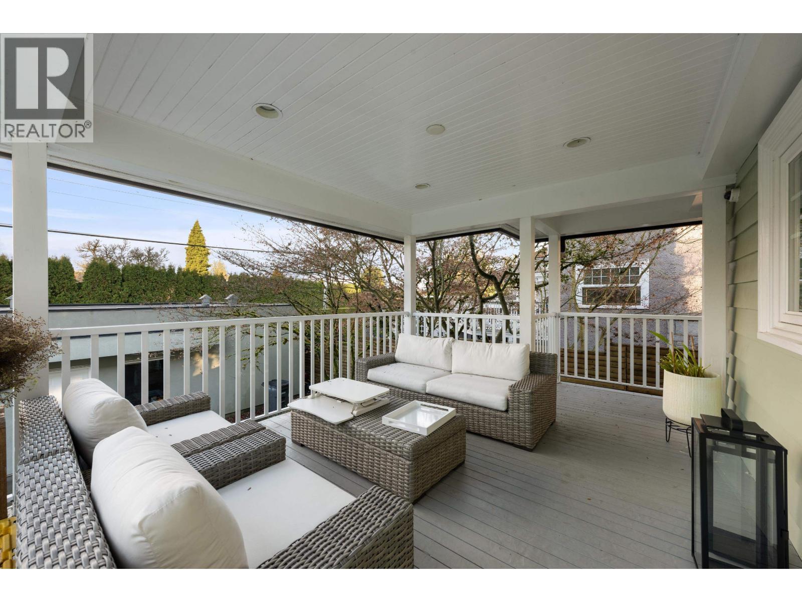 1407 W 33RD AVENUE, Vancouver