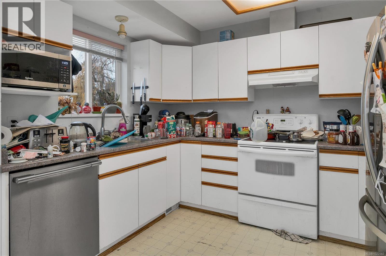 678 Nature Park Dr, Campbell River