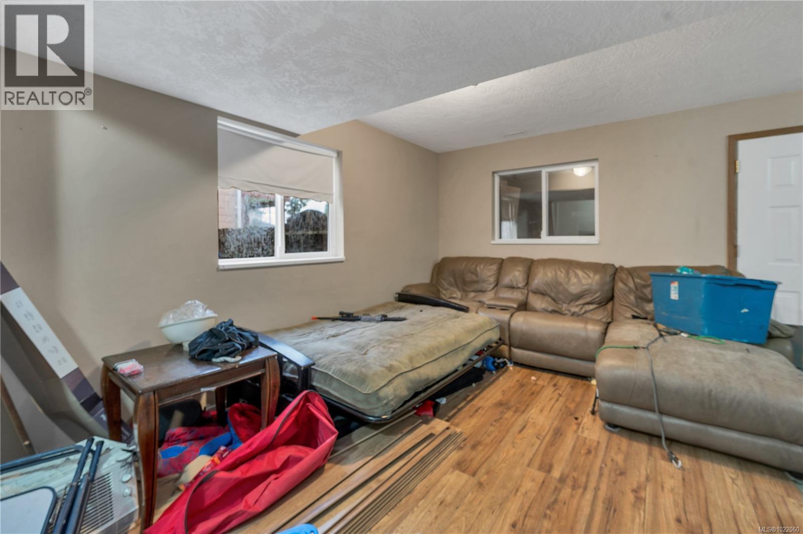 678 Nature Park Dr, Campbell River