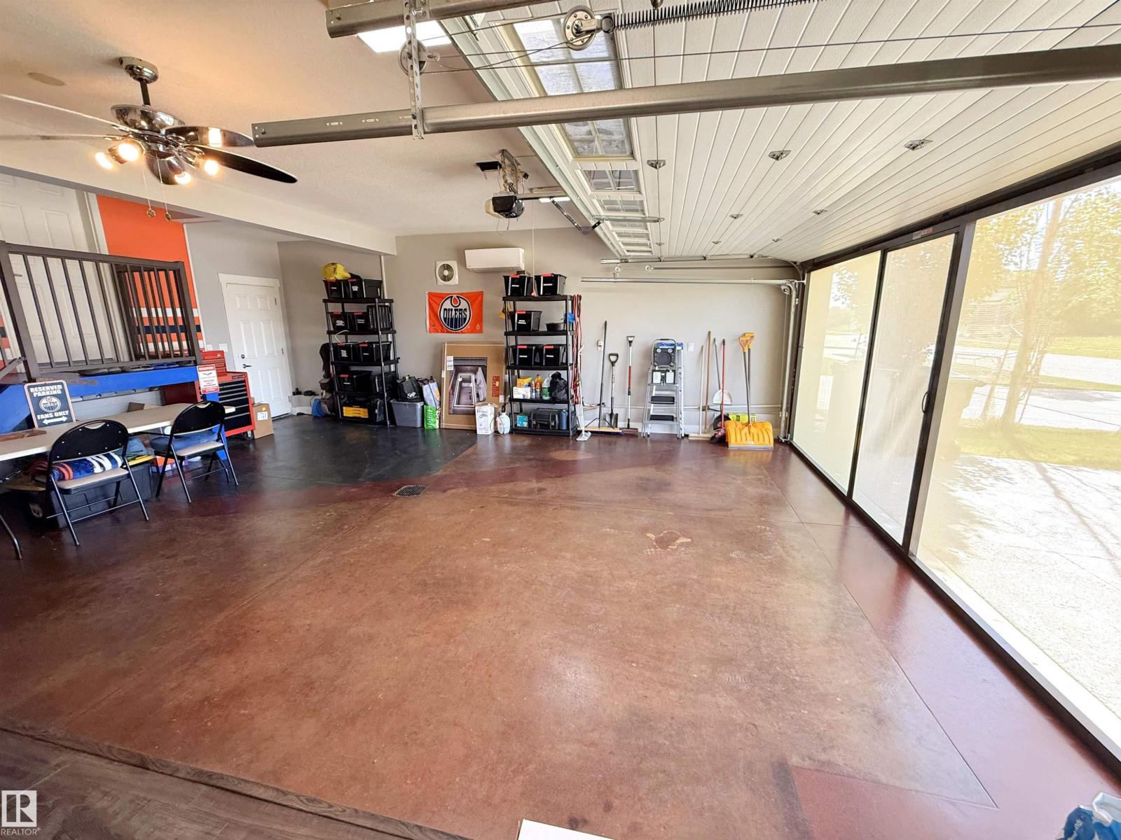 1186 GENESIS LAKE BV, Stony Plain