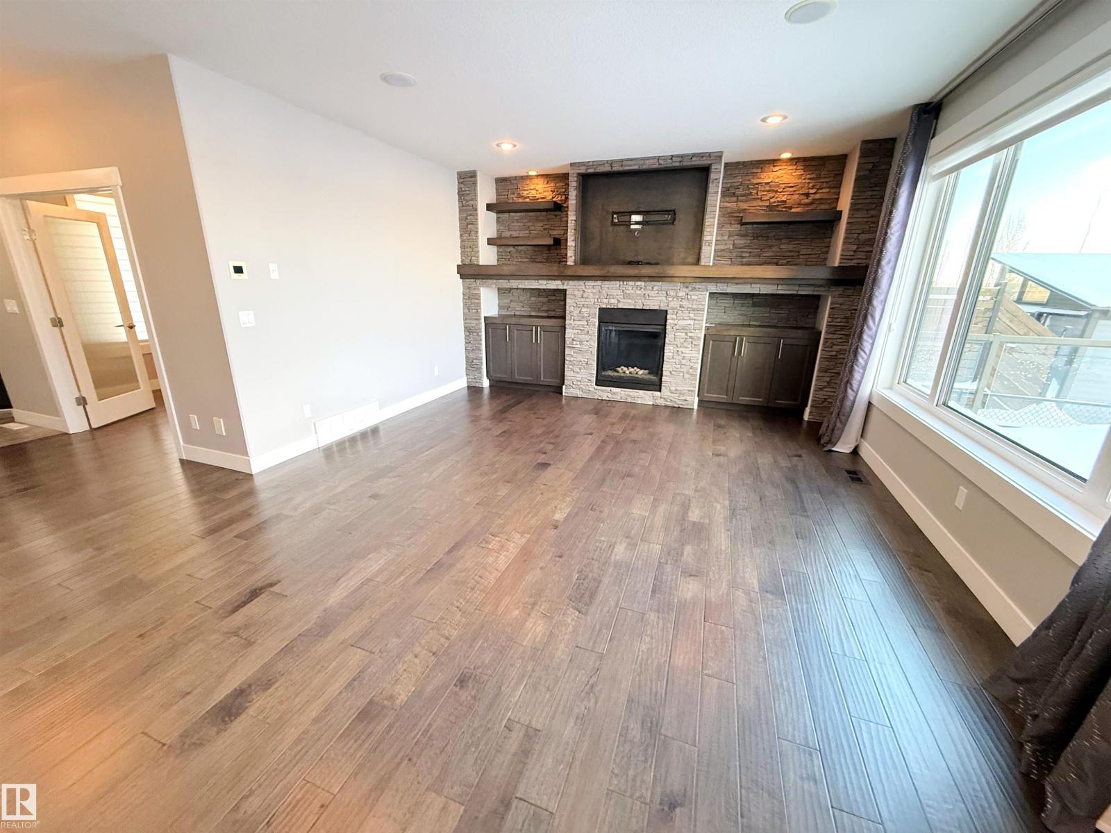 1186 GENESIS LAKE BV, Stony Plain