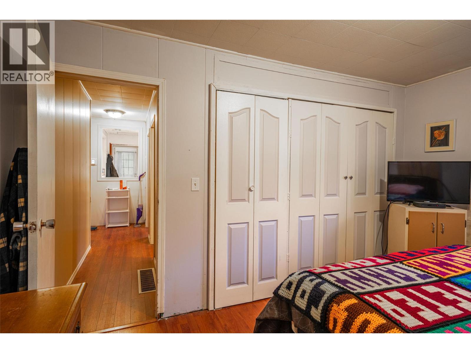 5714 Ponderosa Road, Falkland