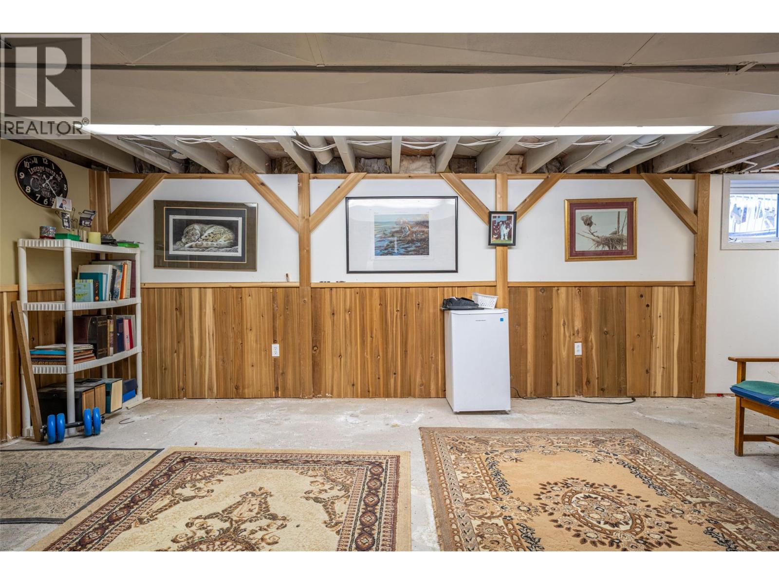 5714 Ponderosa Road, Falkland