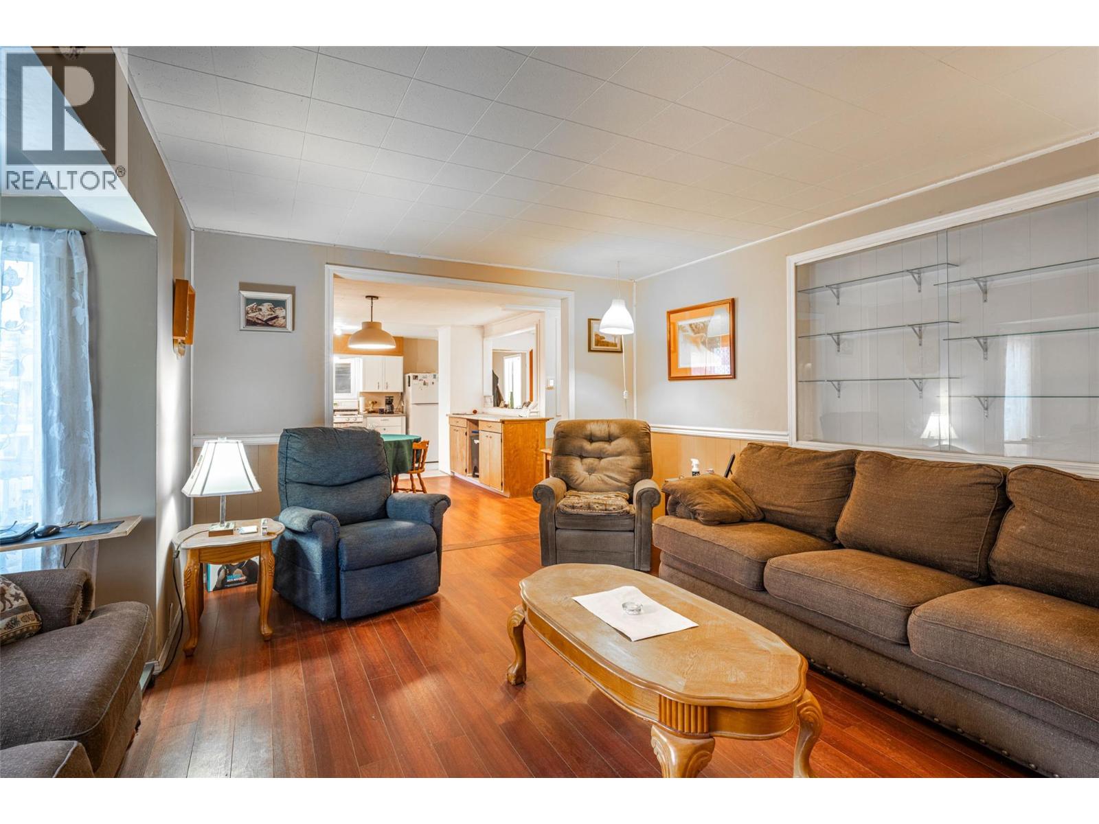 5714 Ponderosa Road, Falkland