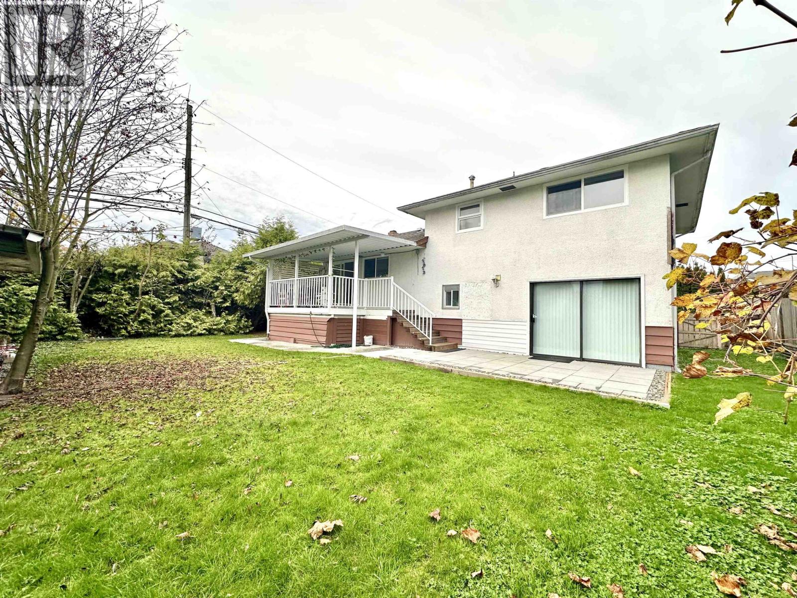 9511 PINEWELL Crescent, Richmond